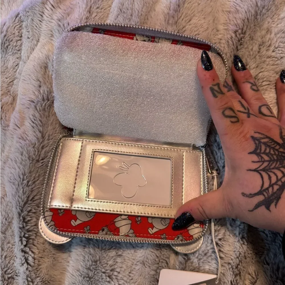 Loungefly Disney 100 Winnie The Pooh platinum Zip-Around Wallet
